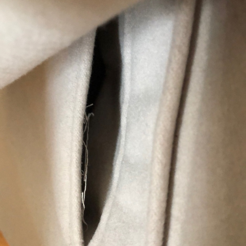 Coat - Picture 3 of 4